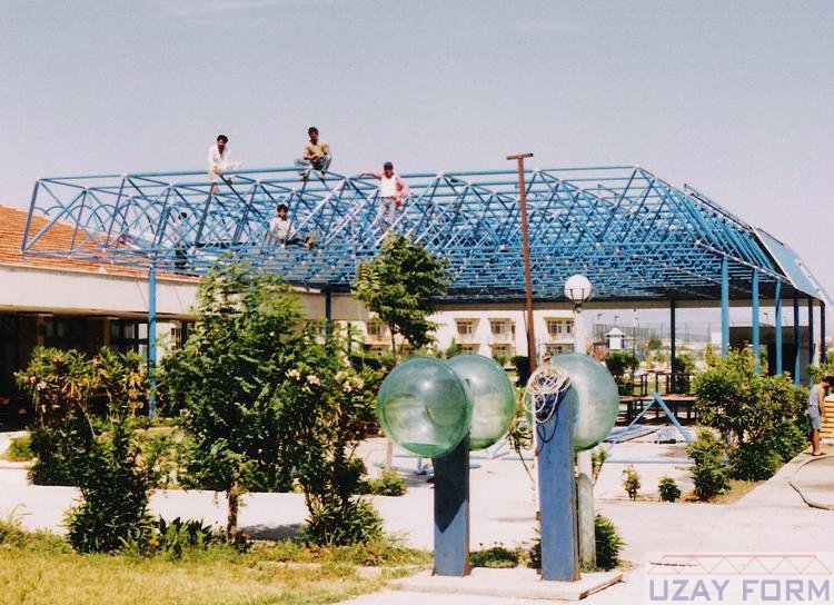 Ayvalık Sarmısaklı Plajı Kafeteryası