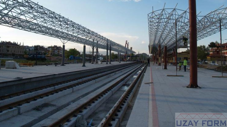 Konya T.C.D.D. Hızlı Tren Hattı Peronları 